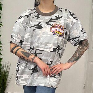 Joe Walsh Men's 1997 The Anthology Tour Shirt Size XL Gray/White Camouflage